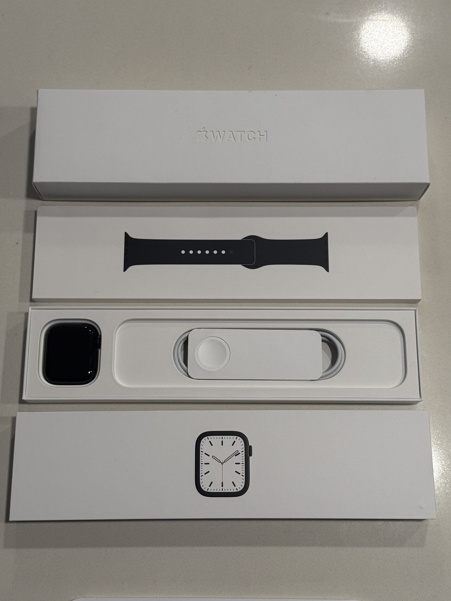 Apple Watch Series 7 (GPS, 45mm)