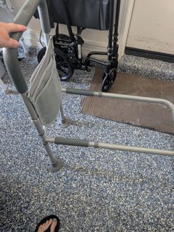 Adjustable Stand-Alone Bed Safety Rail & Support Frame