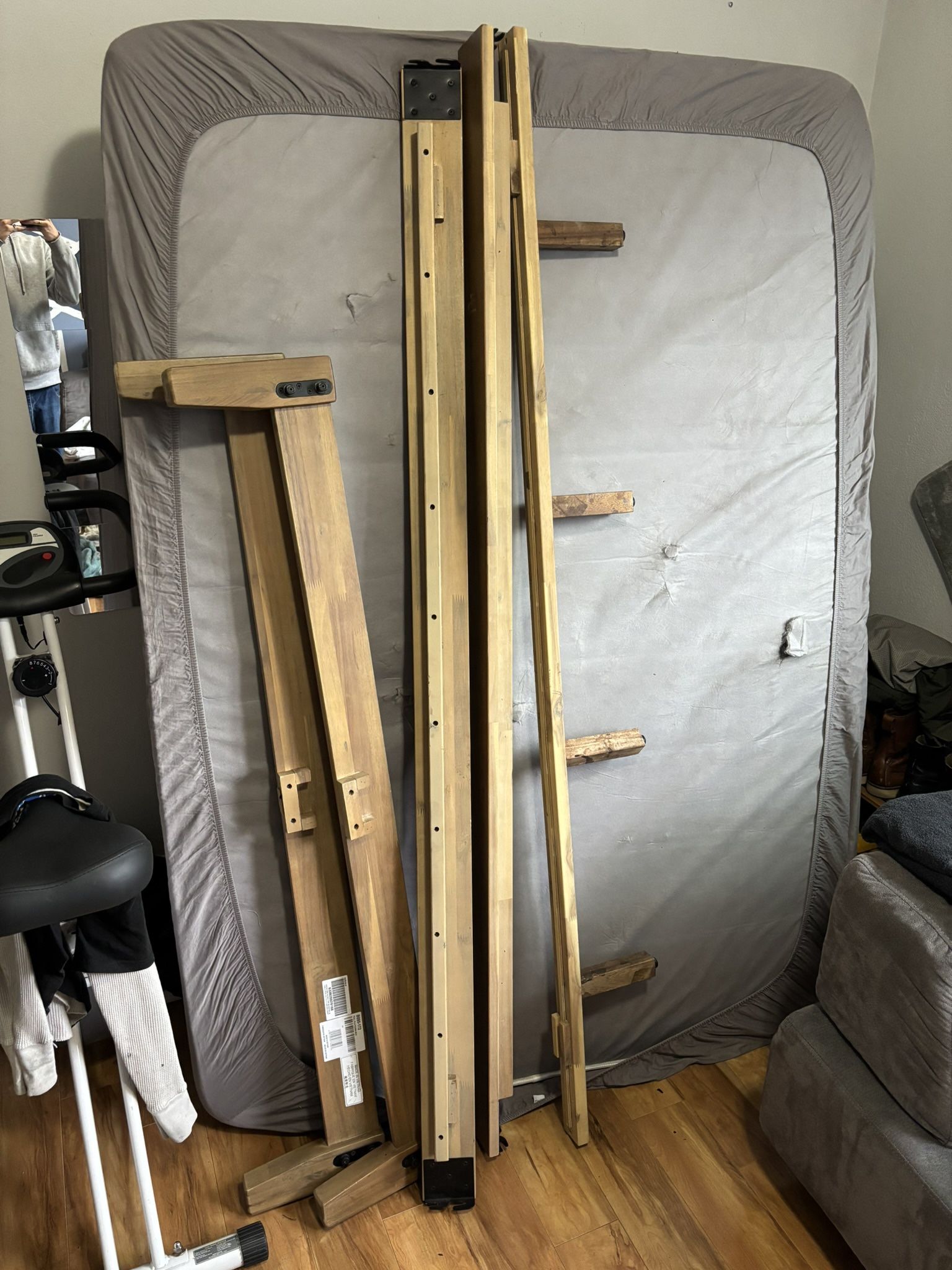 Full Size Mattress With Bed Frame 