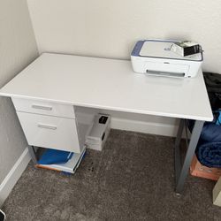 Desk & Chair 