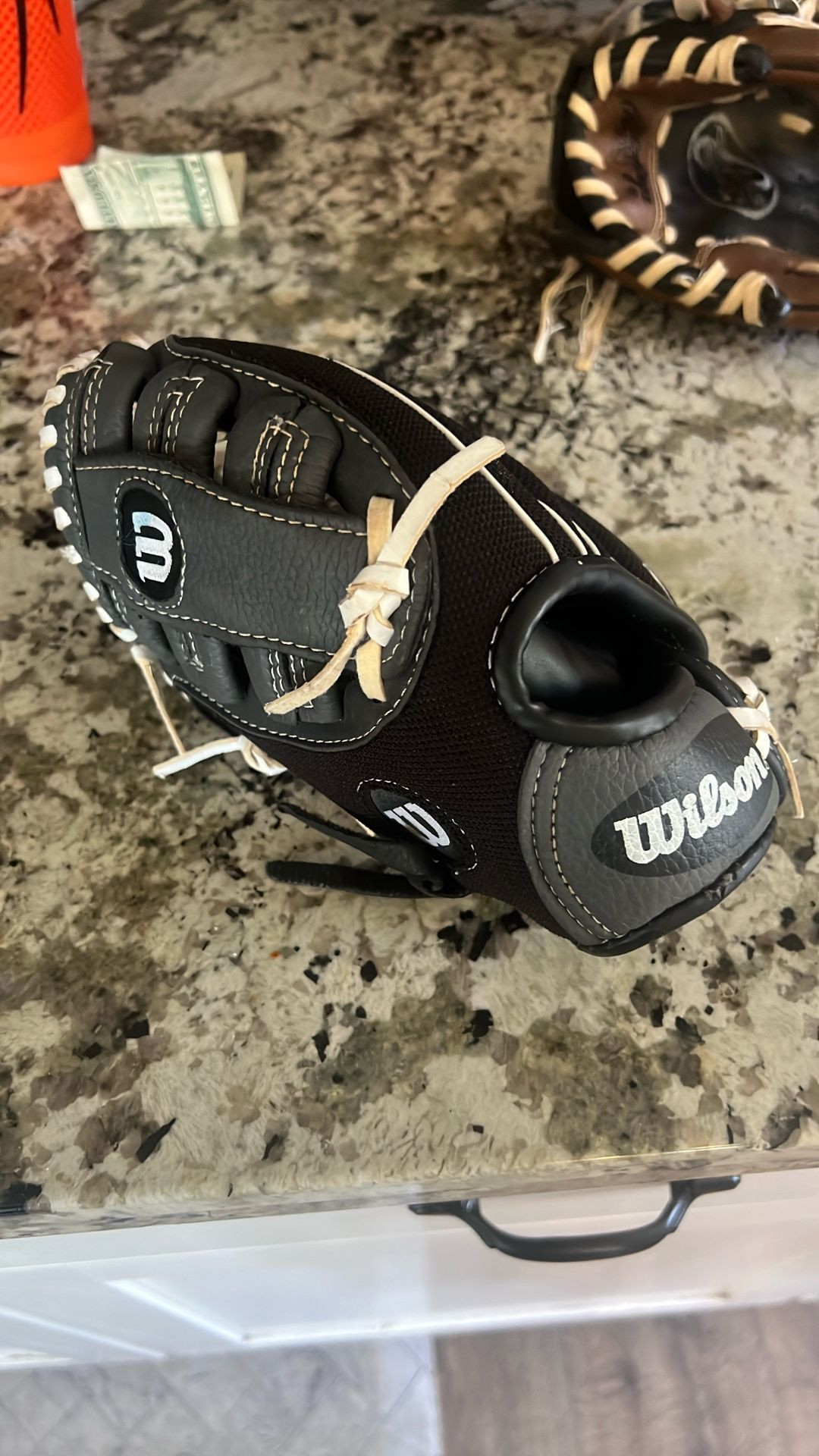 Wilson Left Handed Tee Ball Baseball Glove