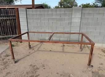 Mechanics table -$20