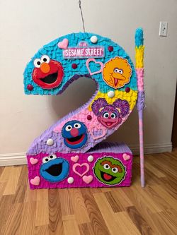 Sesame Street number two pinata numero dos