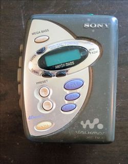 Sony walkman " read description"