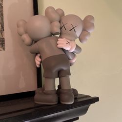 KAWS 