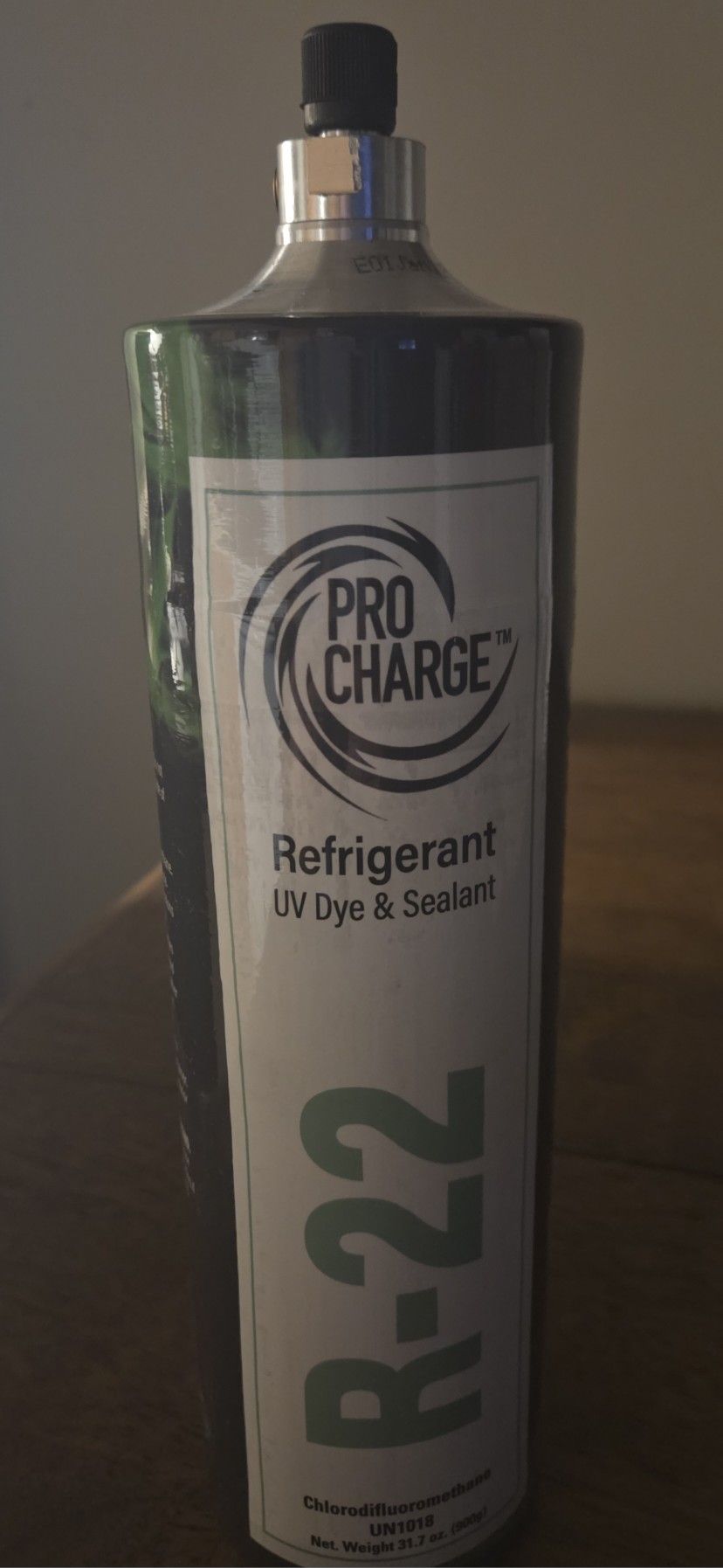 R--22 Refrigerant 1.9 LBS With UV Dye Leak Detector NEW/SEALED