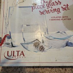 5 Piece Glass Serving Set 4 Plates 1 Serving Patter