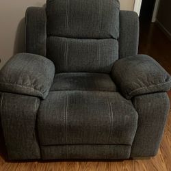 Very Comfortable Sofa Recliner 