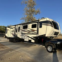 2021 Toy Hauler Like New Forest River