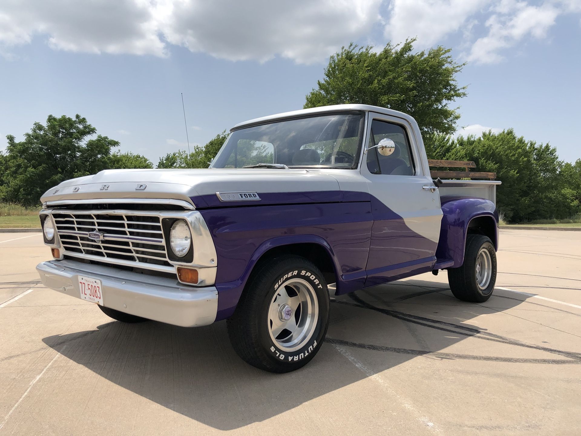 Ford 1967 F100 FLARE SIDE SHORT BED straight 6 engine