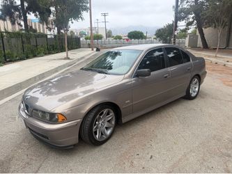2003 BMW 525i