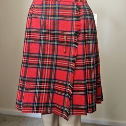 NWT Vintage COURTENAY Red Tartan Plaid Wool Wrap Fringe Skirt 8 S 4