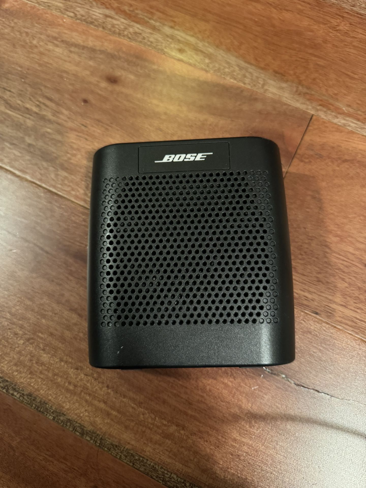 Bose SoundLink Speaker + Case