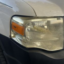 07-14 Ford Expedition Headlight 