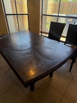 FREE-DINING TABLE
