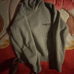 Essential Hoodie 