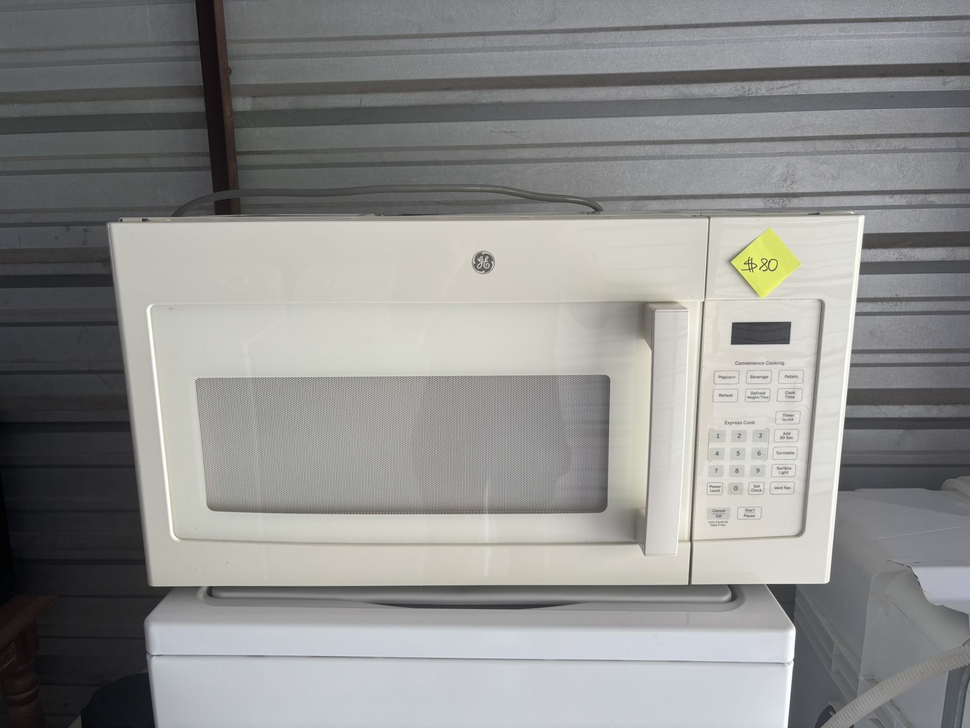 GE Cream Microwave