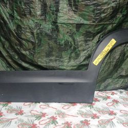 2021-23 Chevy Trailblazer Left Back Door Molding 