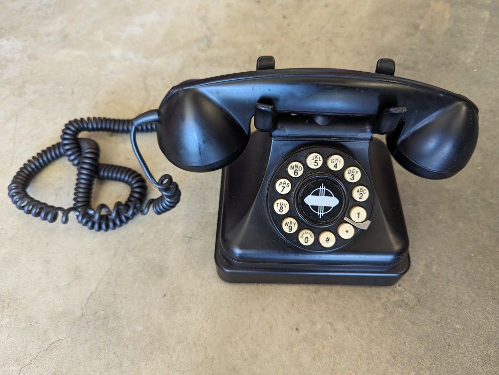 Black 2007 Crosley 1930s Style Kettle Desk Phone, Model CR62 Push Button