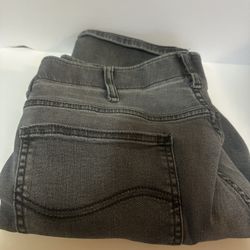 Lee Men’s Jeans – Straight Taper – Size 34x30 – Gray Denim