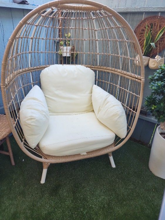 Southport Patio Egg Chair with Metal Legs, Outdoor Furniture - Natural/White - Opalhouseā¢