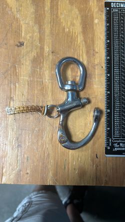 Snap Shackle