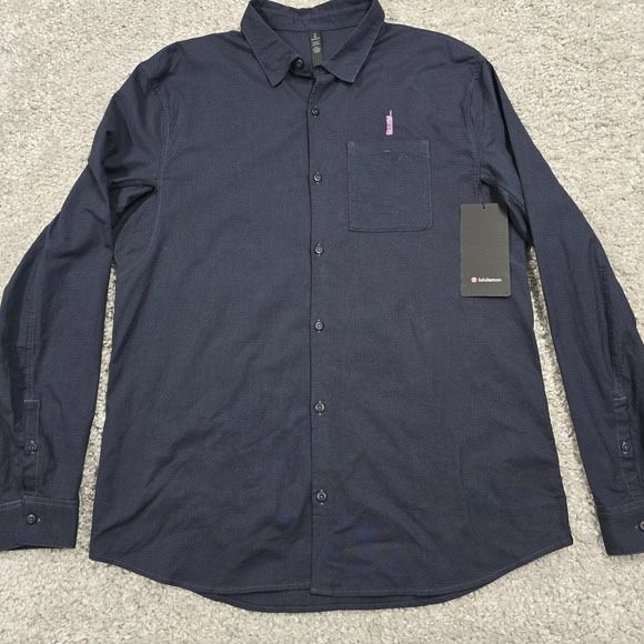 Lululemon All Town Buttondown Shirt Mens XL Blue Button Up Long Sleeve Logo