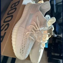 Adidas Yeezy Boost 350 V2 ‘Bone’ 