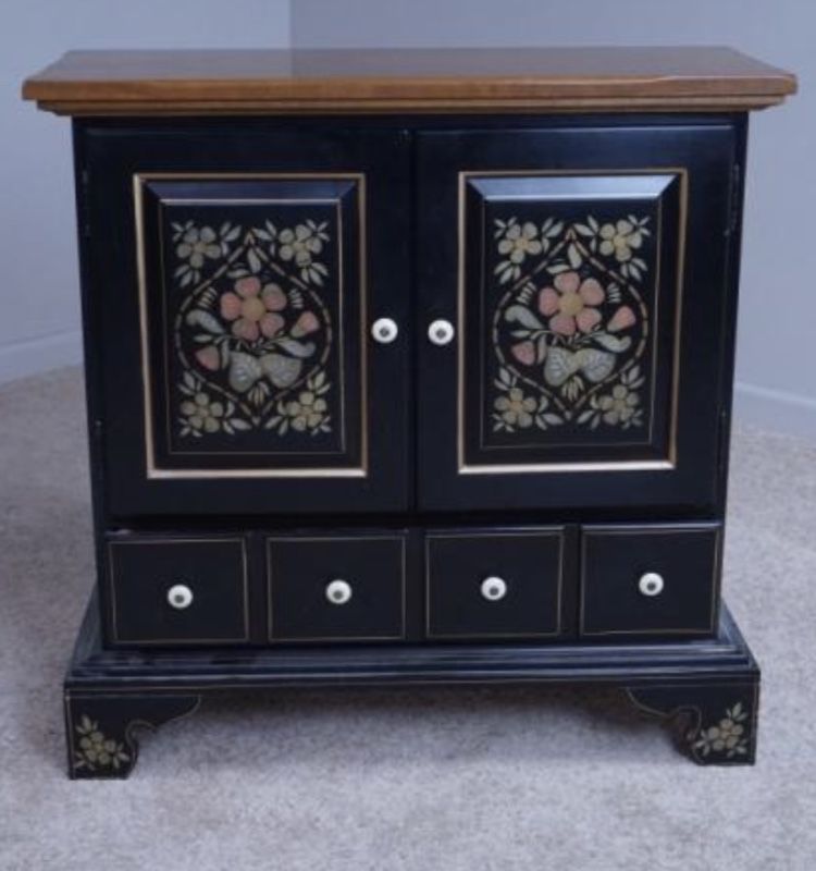 *Beautiful 1970’s Ethan Allen Hitchcock Black Hand Painted floral Cabinet And Matching Mirror