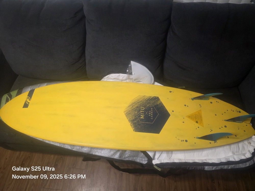 F-ONE MITUPRO CARBON 2019