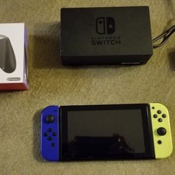 Nintendo Switch Like new W Custom joycons