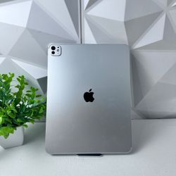 iPad Pro 13-inch M5 Wi-Fi + Cellular 256GB Silver NEW