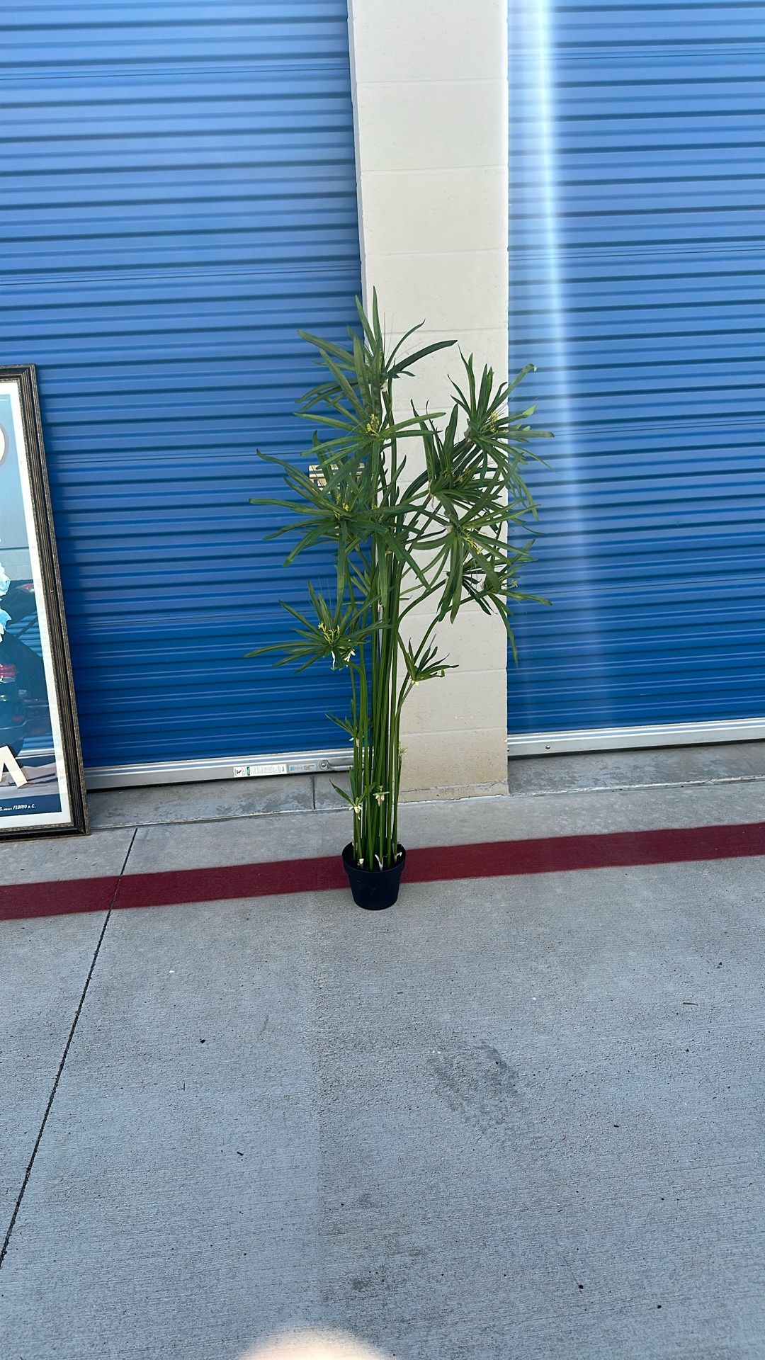 Decorative fake plant