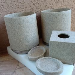 Ceramic Bathroom accessories Set