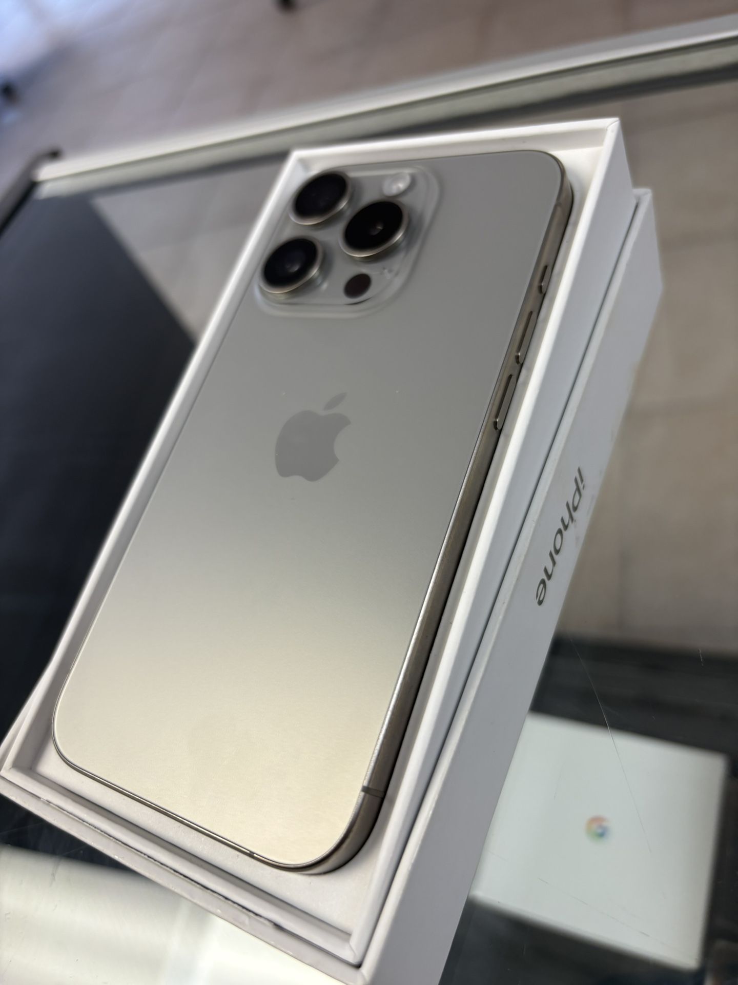 IPHONE 15 PRO MAX