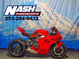 2024 Ducati Panigale V4