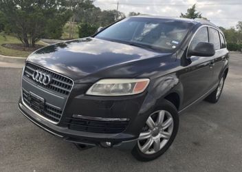 2007 Audi Q7 clean title 134k Miles $7999 ( cash price no payments)