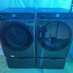 Washer And Dryer Samsung SmartThings Matching Set 2021 Like New With Pedestal Drawers