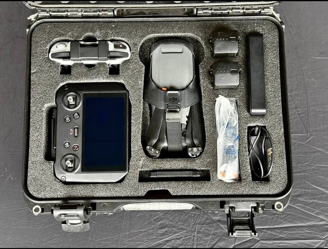 D J I Mavic 3