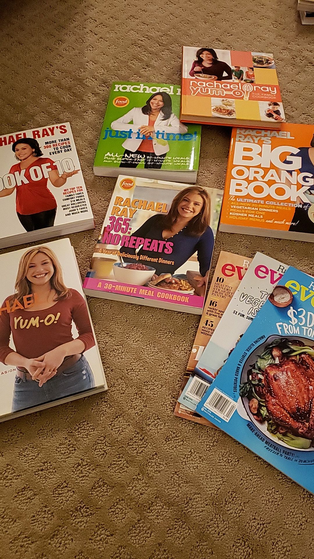 Assorted Rachel Ray Cookbooks/Magazines Bundle