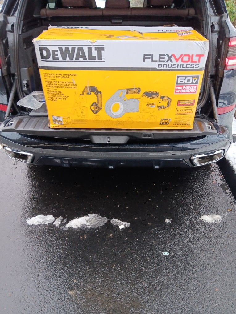 Dewalt 60v Max Pipe Threader Kit With Die Heads