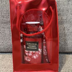 Brand New Bath & Body Works Japanese Cherry Blossom  4 Piece Giff Set 