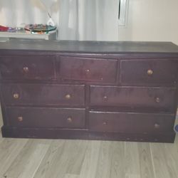7 Drawer Dresser
