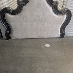 Crocodile Print Queen Bed