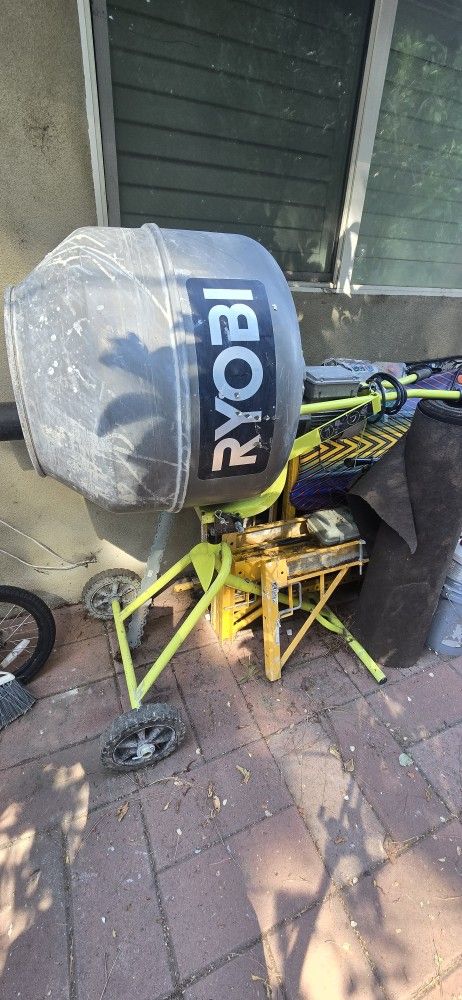 Concrete Mixer Ryobi