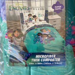 Disney Encanto Microfiber Twin Comforter