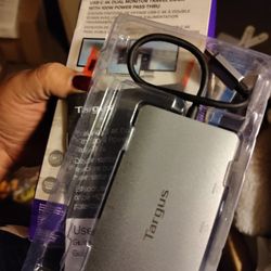 Targus Dual Monitor Travel Dock 