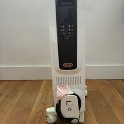 DeLonghi Portable Heater 