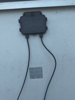 Used 250 watt solar panel good condition