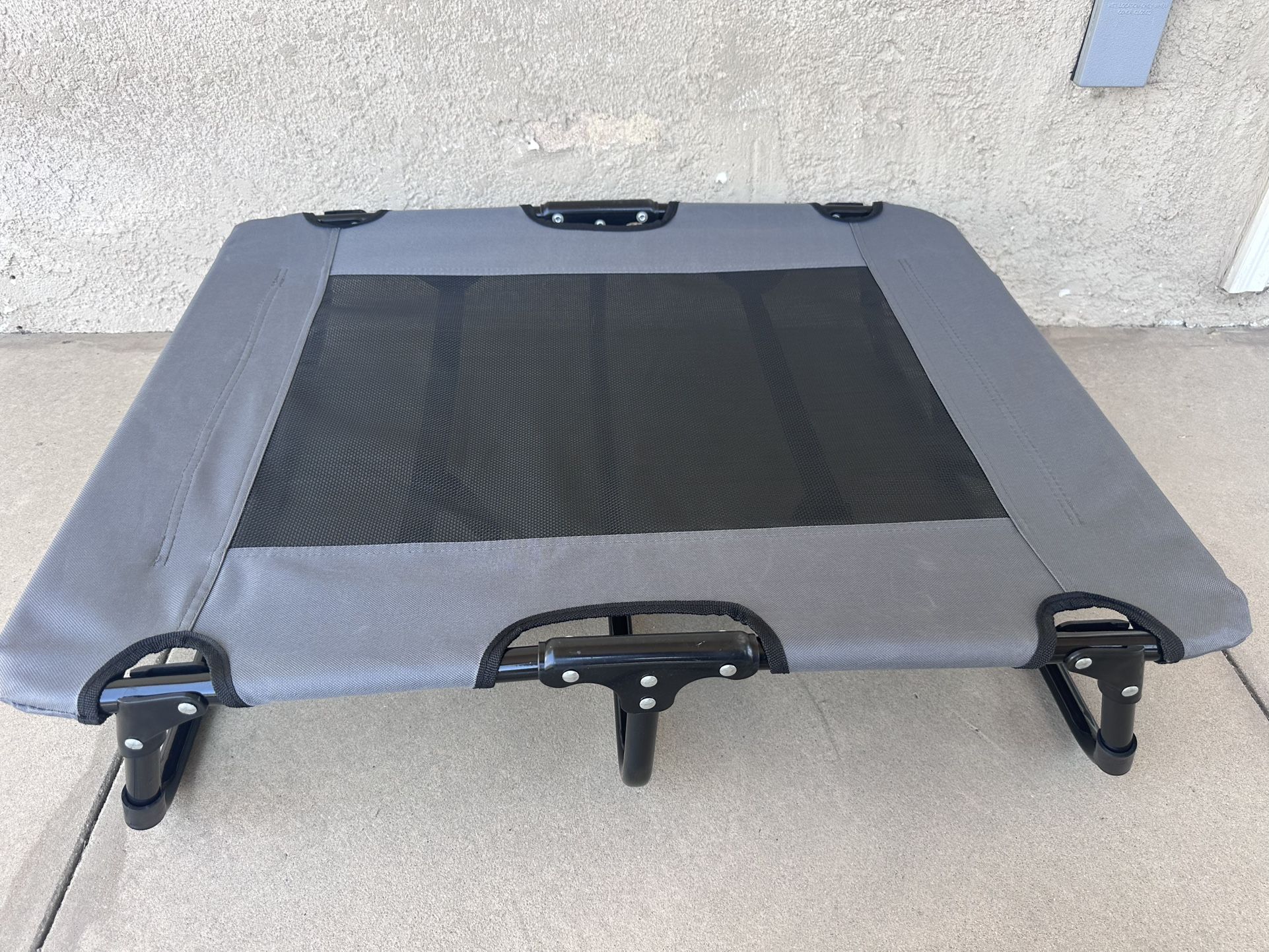 Elevated Folding Dog Cot, Medium, 30"×24"×7",Greg
